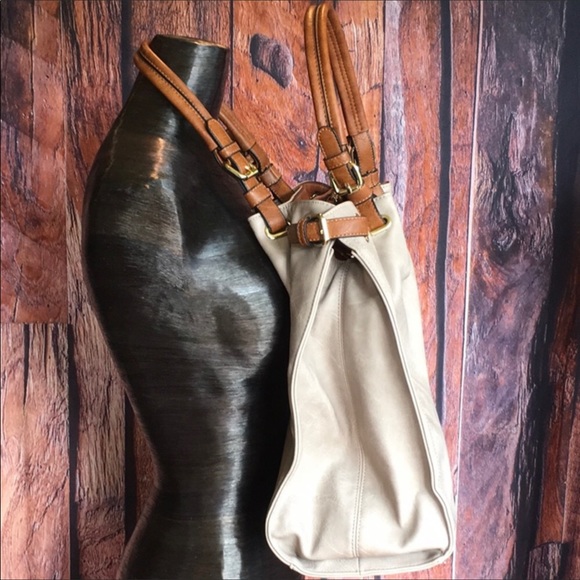 Simply Noelle Hobo Style Satchel - Picture 9 of 16